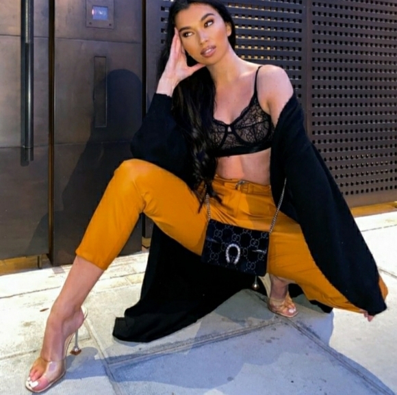 LAST ONE 💎 PaperBag Faux Leather Pants - Picture 4 of 7